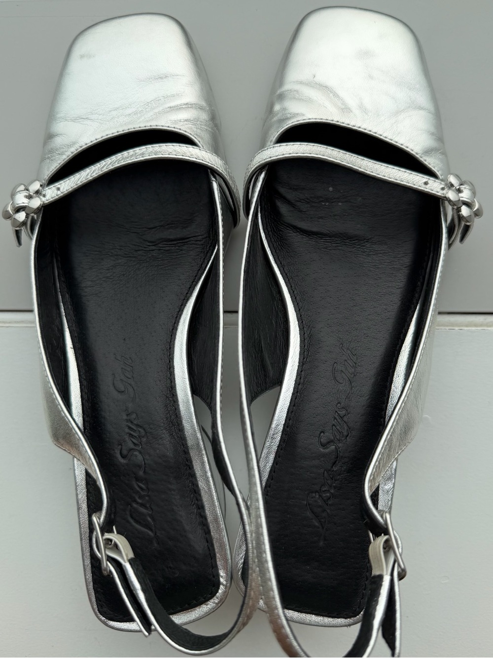 Lisa Says Gah Mackie Heel Silver Metallic Leather Slingback Pumps Size 8 - Picture 4 of 5